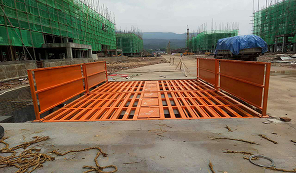 1-220105153Z3553.jpg